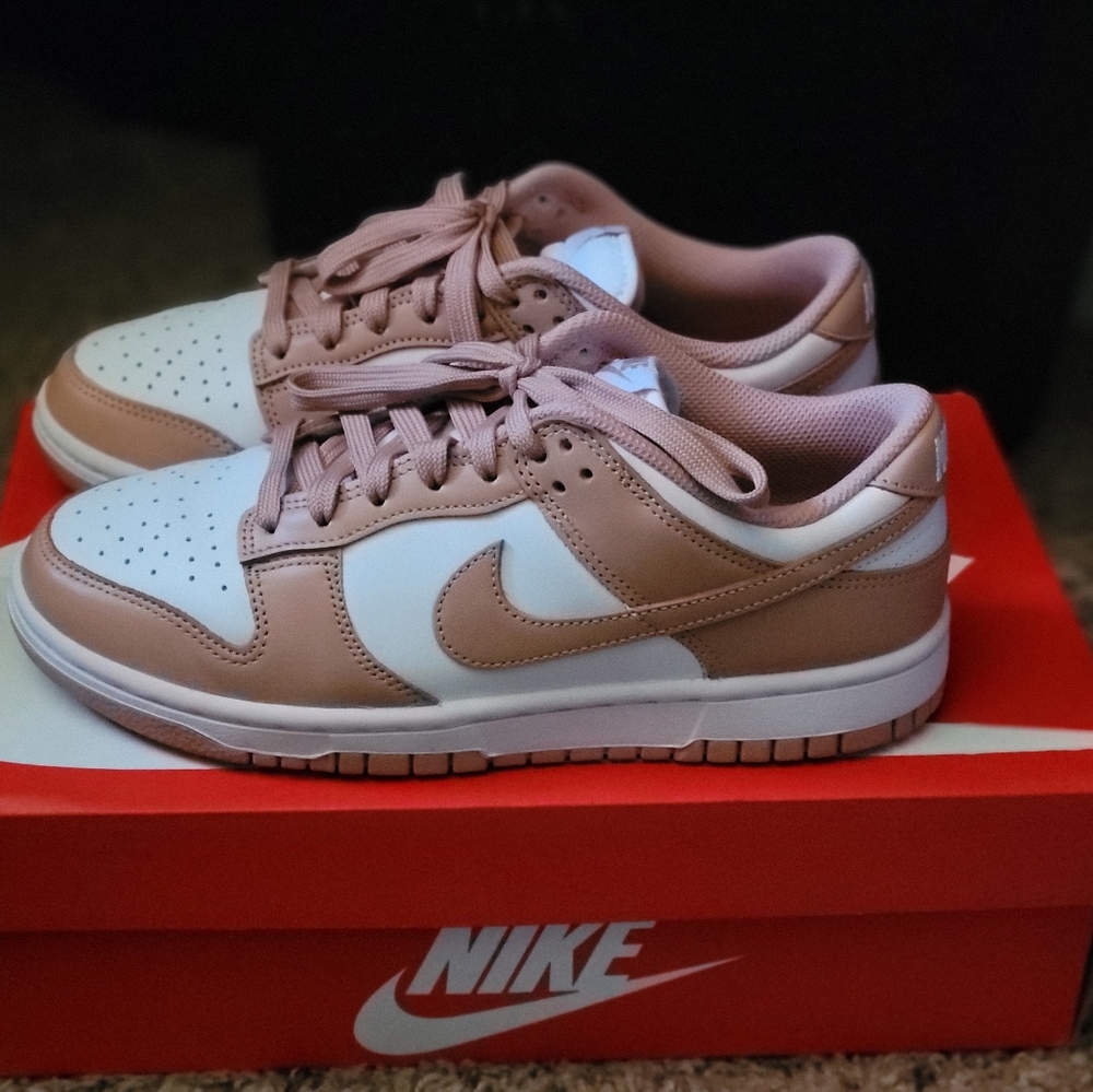 Nike Dunk Low